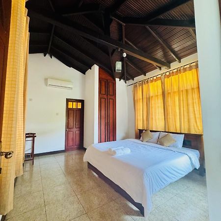 Skylight Villa Канди Экстерьер фото