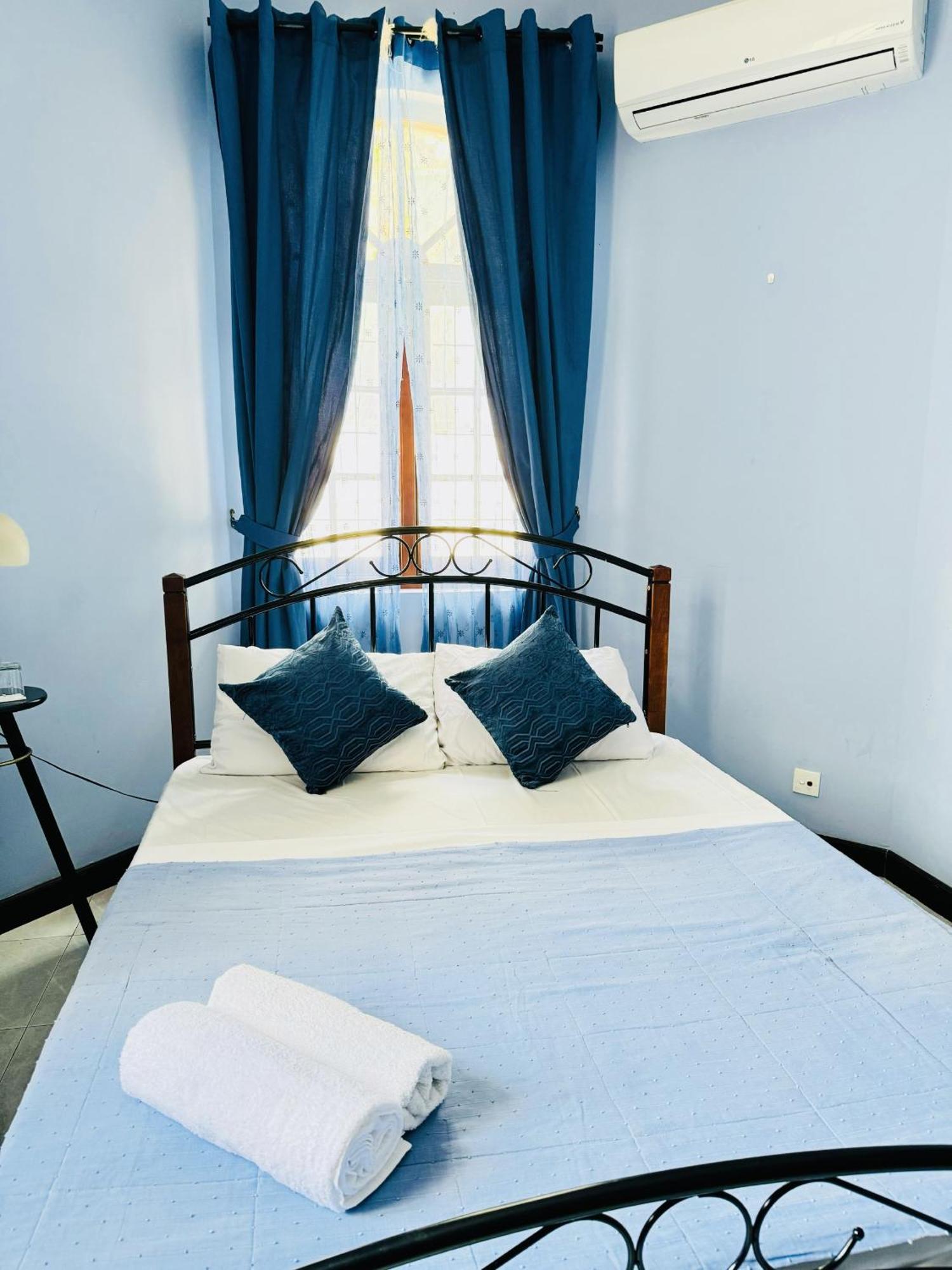 Skylight Villa Канди Экстерьер фото